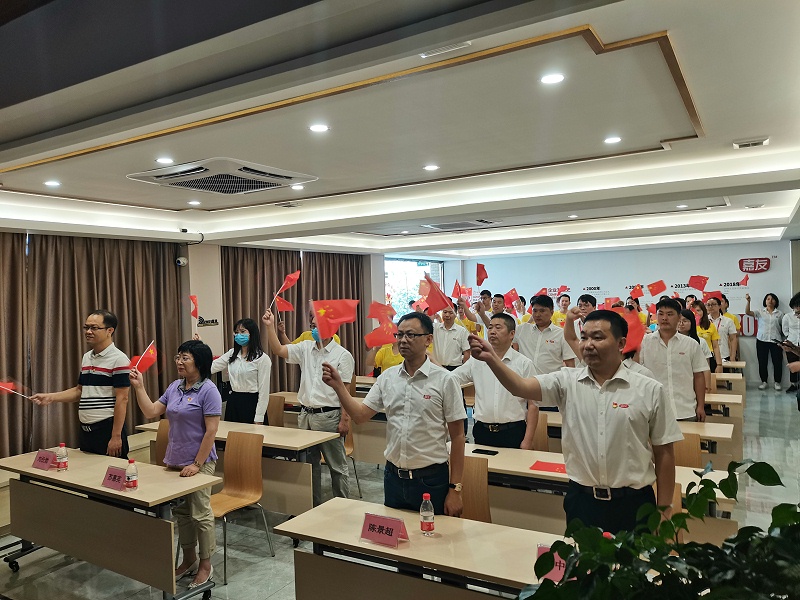 ʯ�����ܹ�����mg����ͻ��һ���Թ۶�ݸ�е�����ϳ�����������ͬ�������й�������û�����й��� (3)